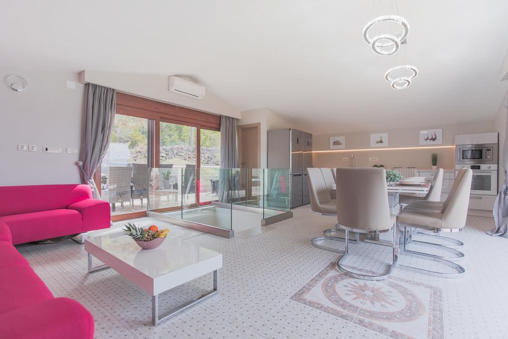 Villa Mendes Zastražišće Eksteriør billede