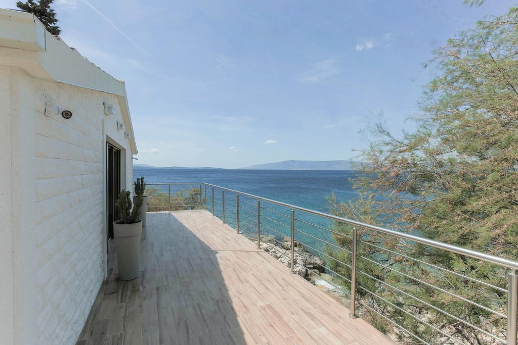 Villa Mendes Zastražišće Eksteriør billede