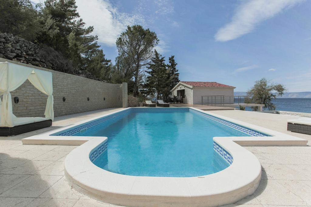 Villa Mendes Zastražišće Eksteriør billede