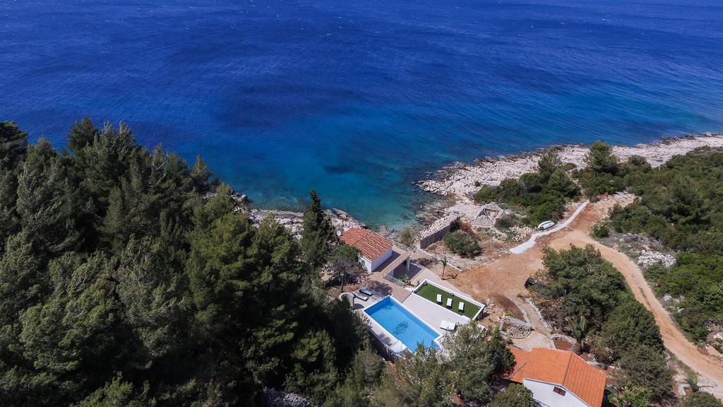 Villa Mendes Zastražišće Eksteriør billede